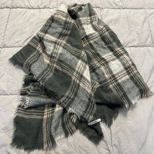 Charlotte Russe Oversized Plaid Scarf